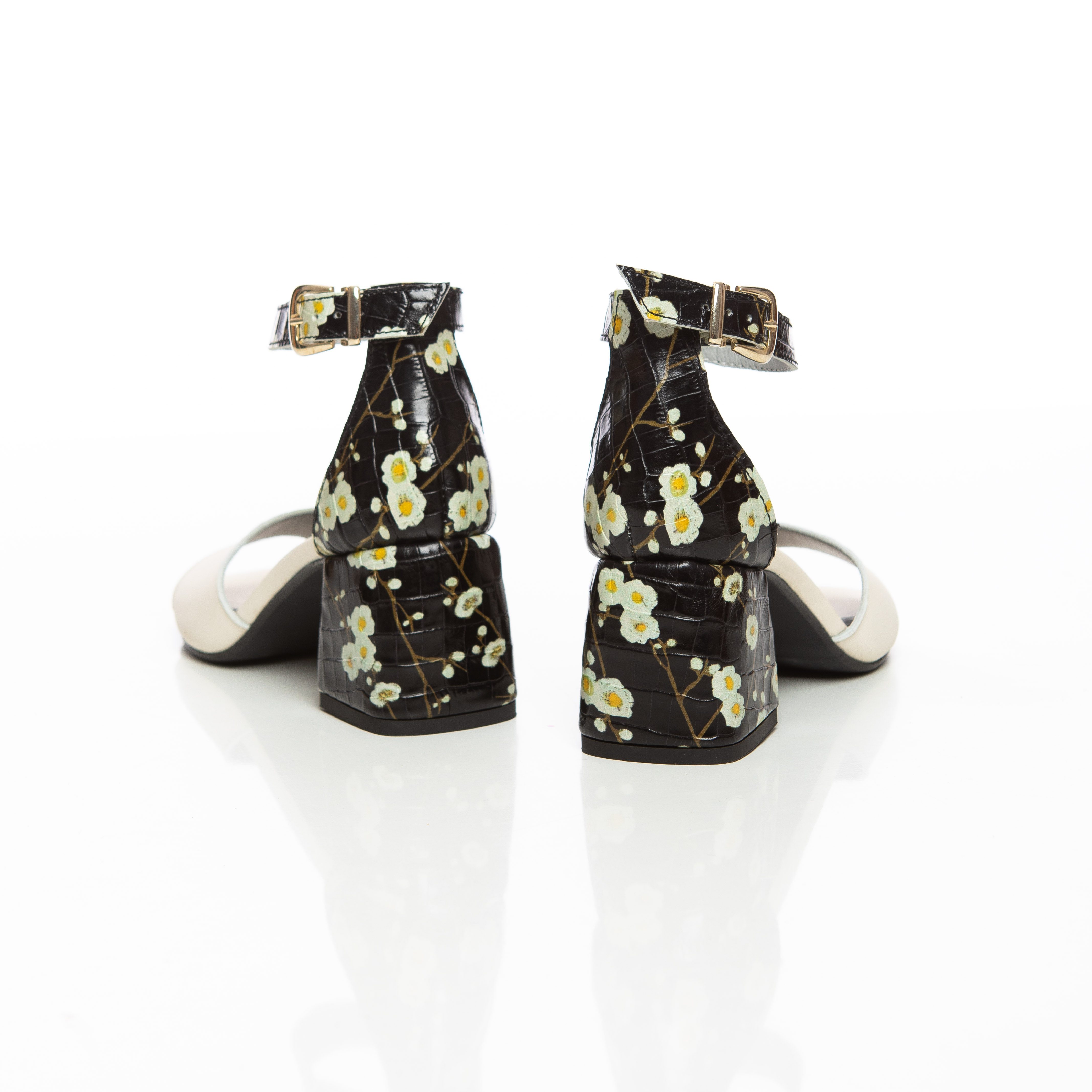 Dolce Veneta : Sandale a talon en vernis elegante et raffinee pour femme – Image 5