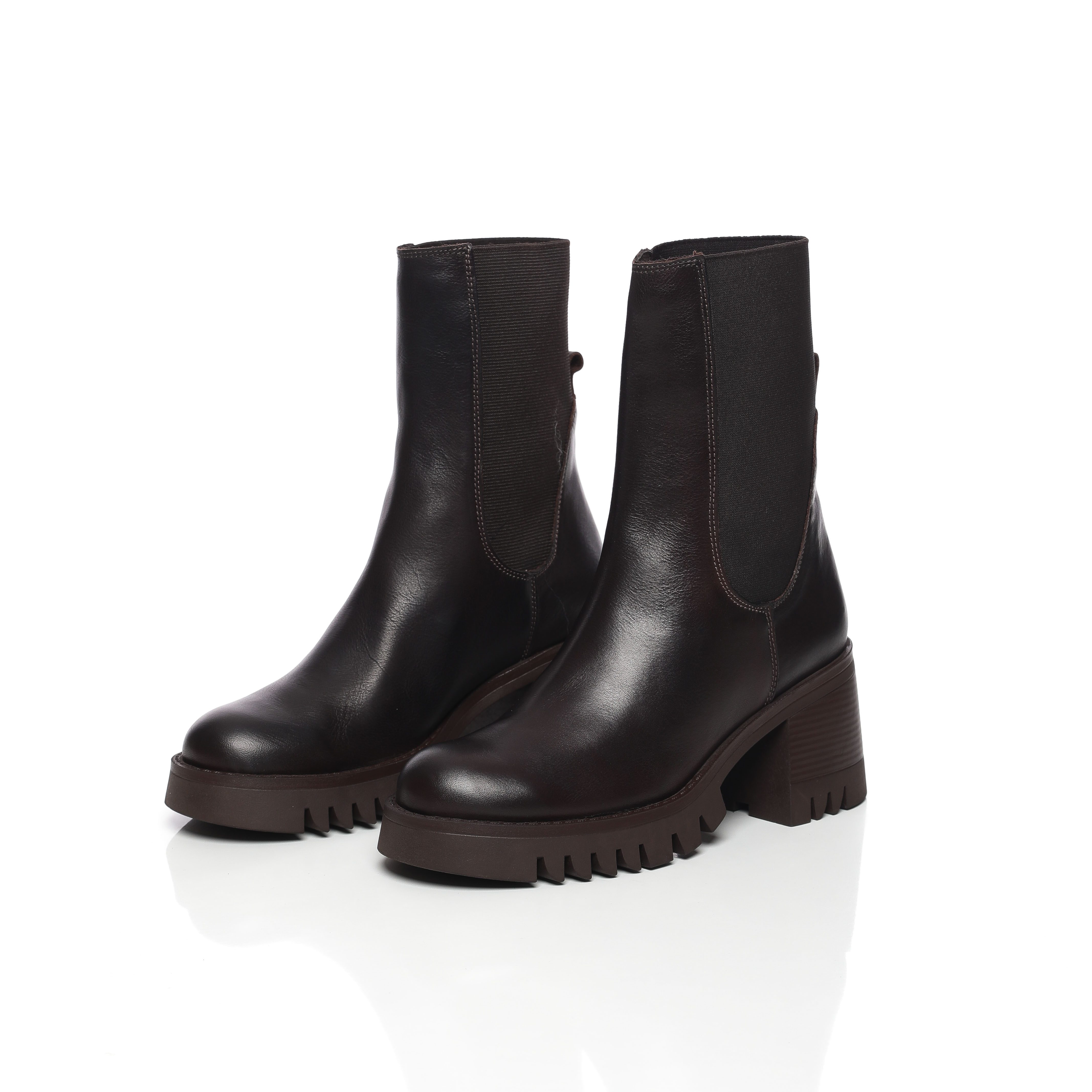 Jambo demi-bottes en cuir à talon large sont à la mode pour femme