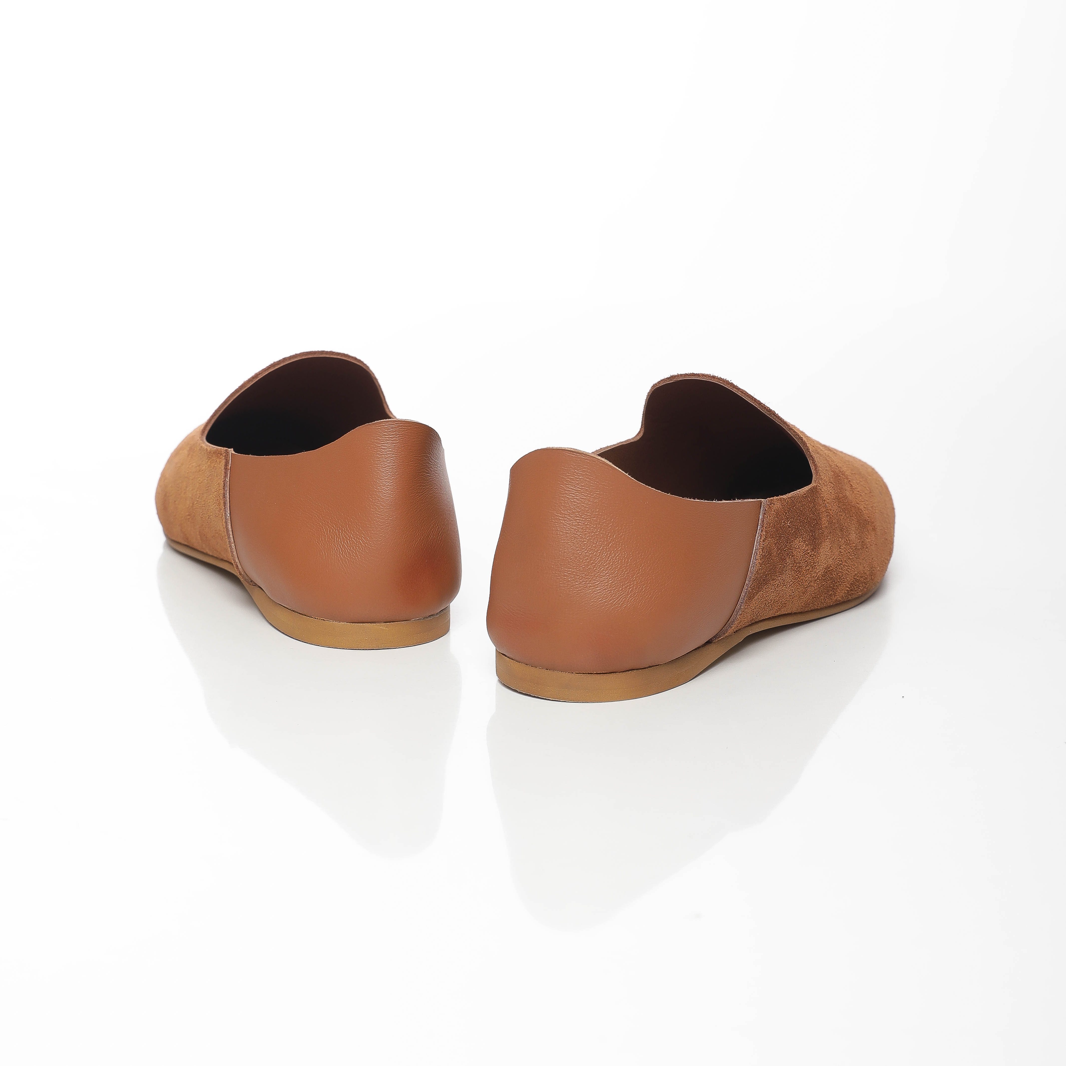 balgha en croûte de cuir artisanale