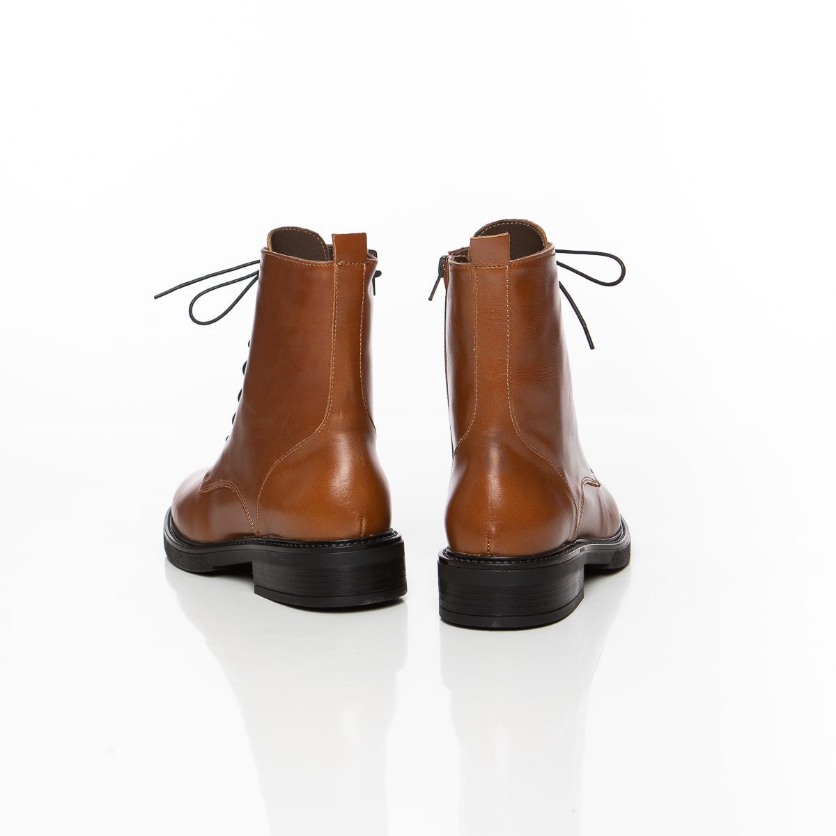 boots plates classique en cuir